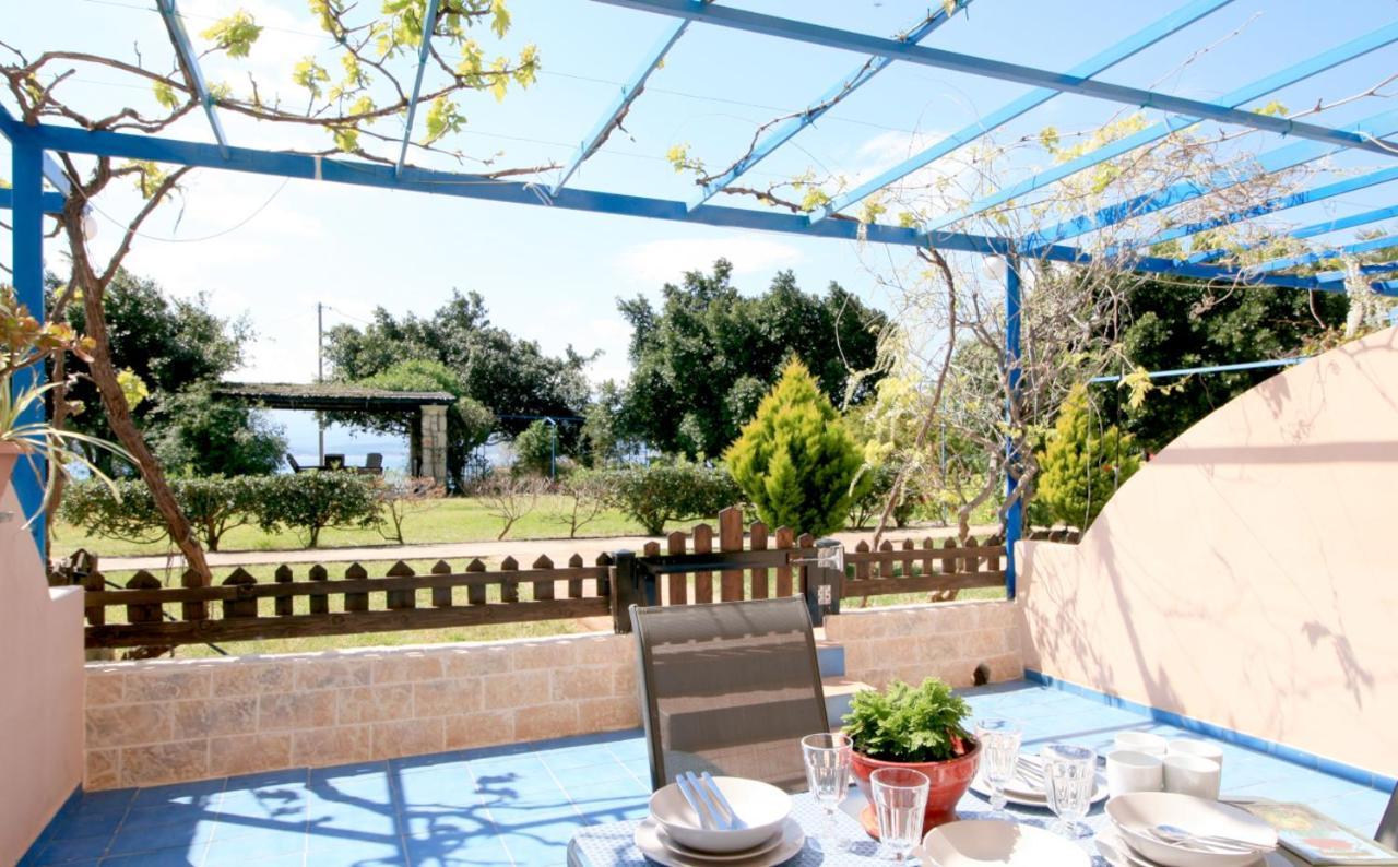 Seaside, Relaxing Family House With Playground! Villa Lavrys 4 Marathi  Exterior photo